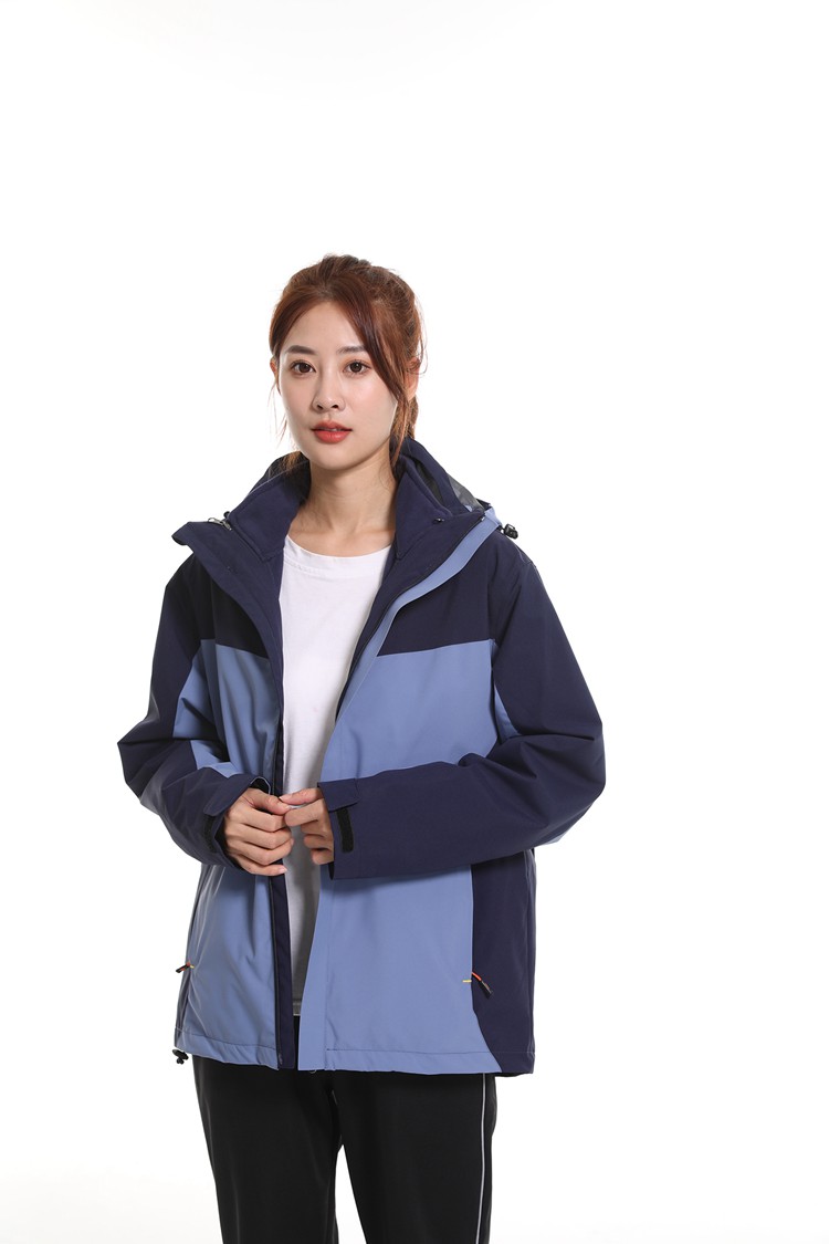 女款沖鋒衣模特上身效果圖 女款沖鋒衣模特上身效果圖