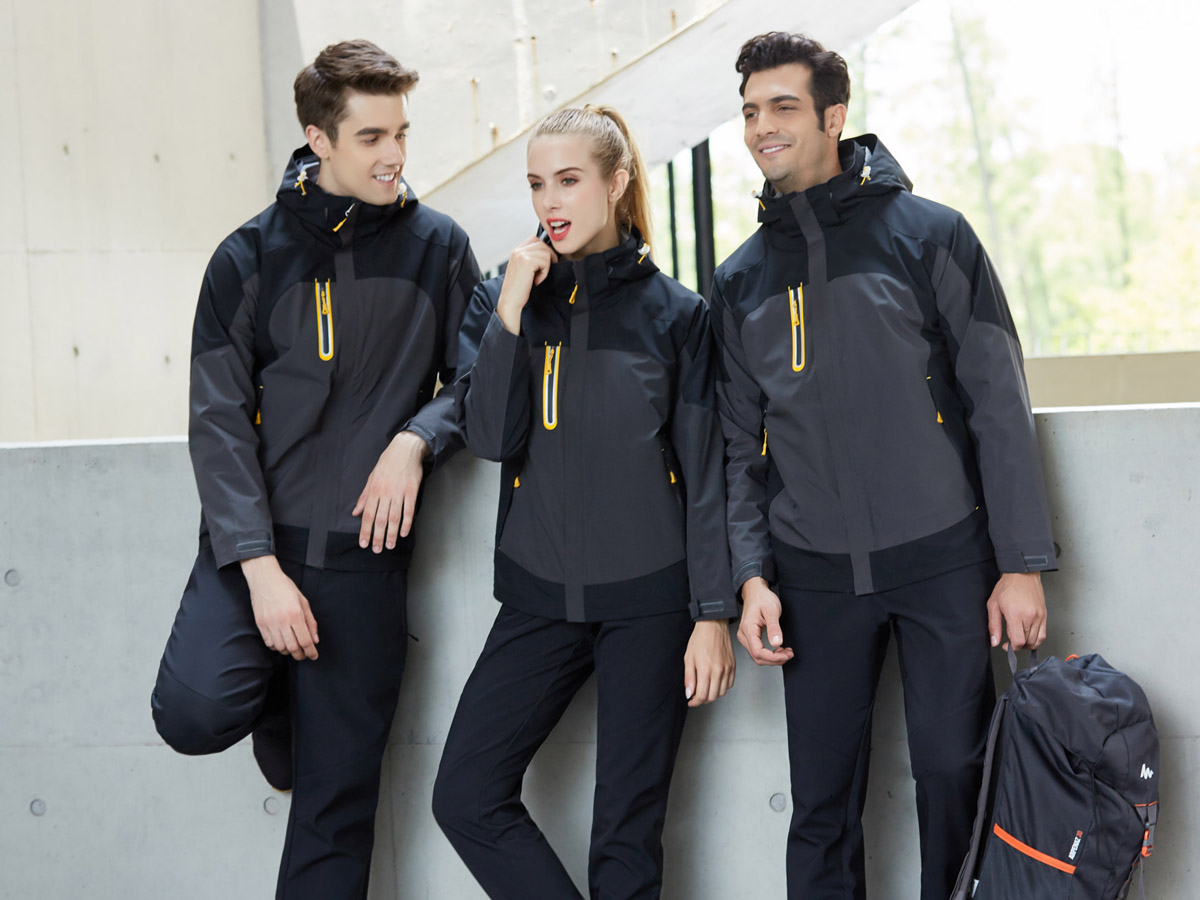 沖鋒衣模特上身展示效果圖 沖鋒衣模特上身展示效果圖